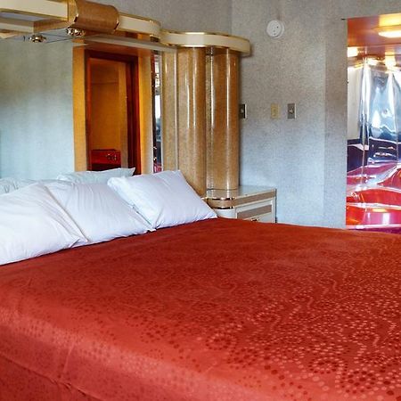 Royale Inn 堪萨斯城 外观 照片