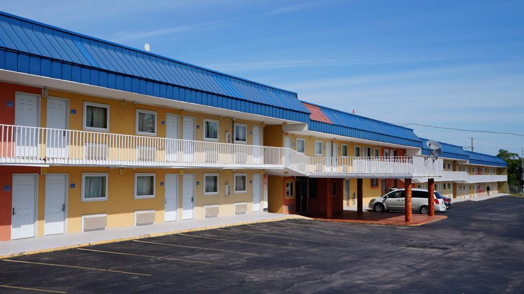 Royale Inn 堪萨斯城 外观 照片